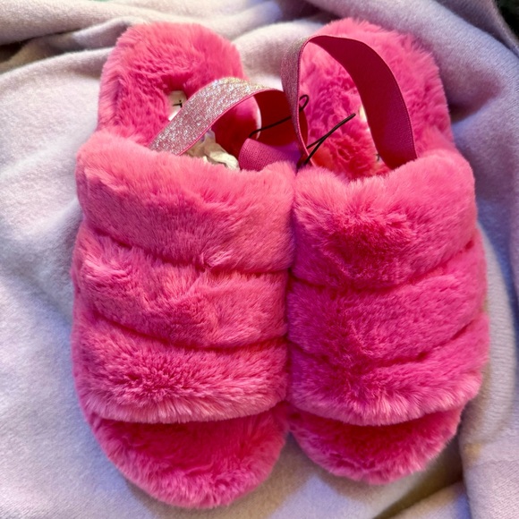 SALE🎁Torrid Pink Fur Slingback Slipper 9 - Picture 5 of 6